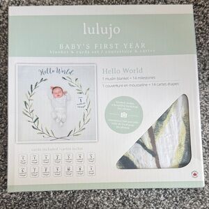 lulujo "Hello World" Baby's First Year Muslin Blanket Set - Mint & White